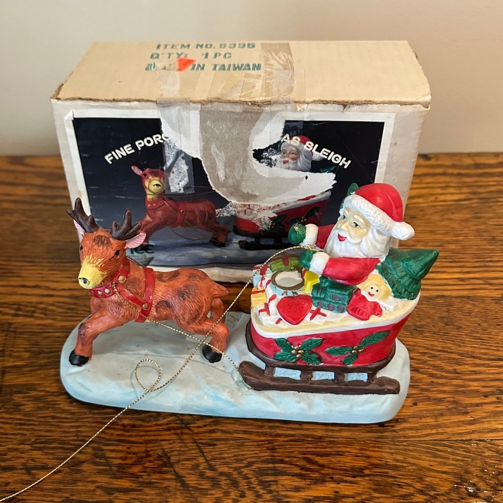 Vintage Price Products Fine Porcelain Santa Sleigh Reindeer Figurine Box 9395